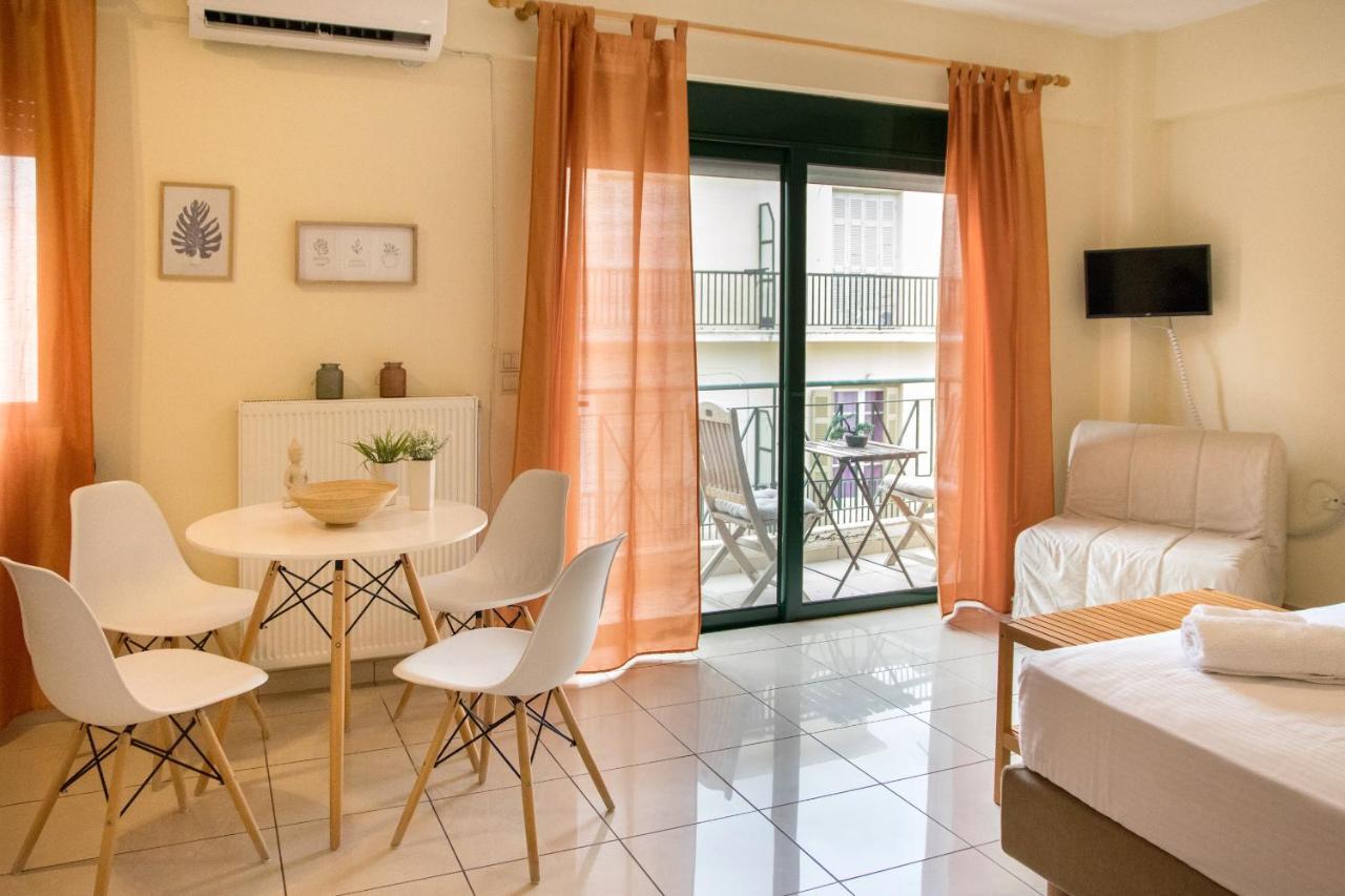 Ferienwohnung Sunny City Studio Kalamata Exterior foto