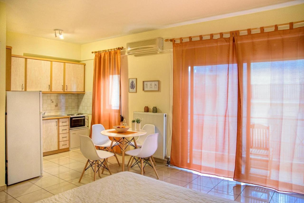 Ferienwohnung Sunny City Studio Kalamata Exterior foto